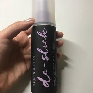 Urban decay de-slick makeup setting spray 118ml